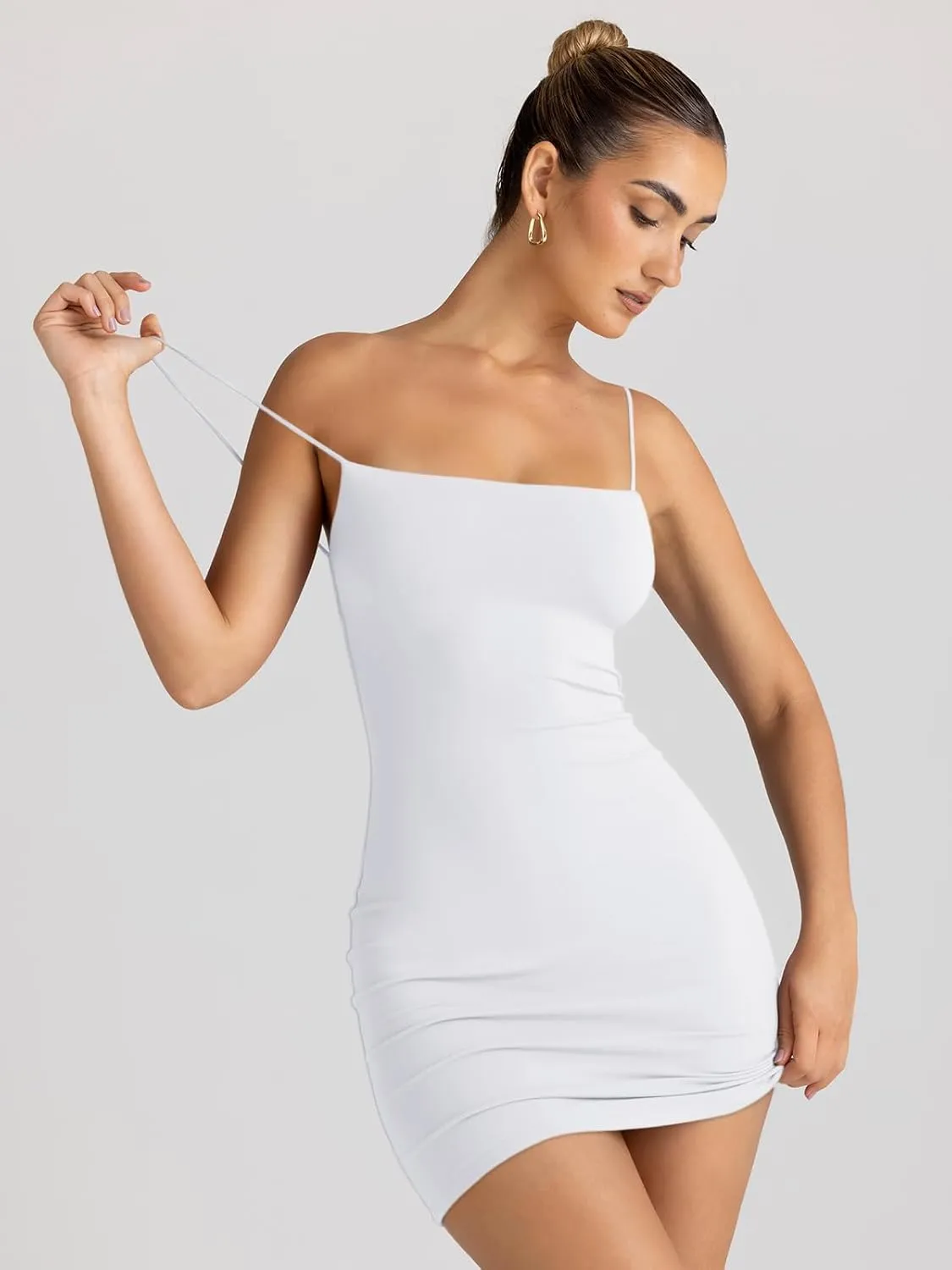LILLUSORY Women's Mini Sexy Bodycon Dress 2025 Summer Going Out Short Backless Party Club Dresses Beach Vacation Outfits